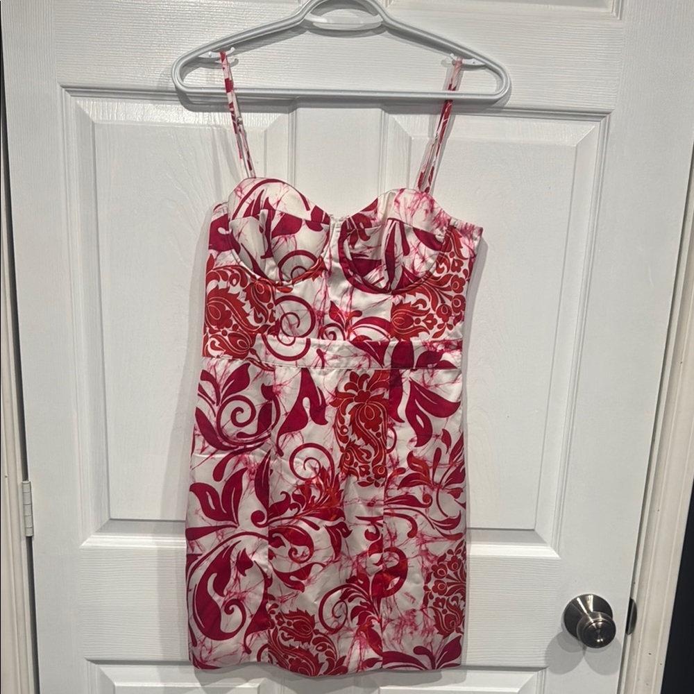 Marciano Pink Floral Pencil Dress
NWT
Size 6